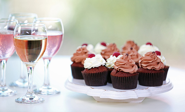 Wine and cakes