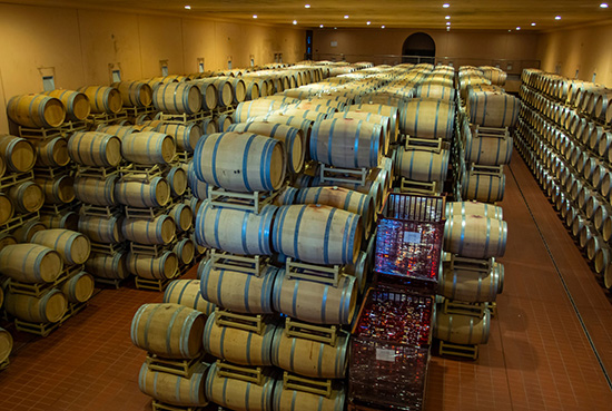 Wine aging in Antorini Winery
